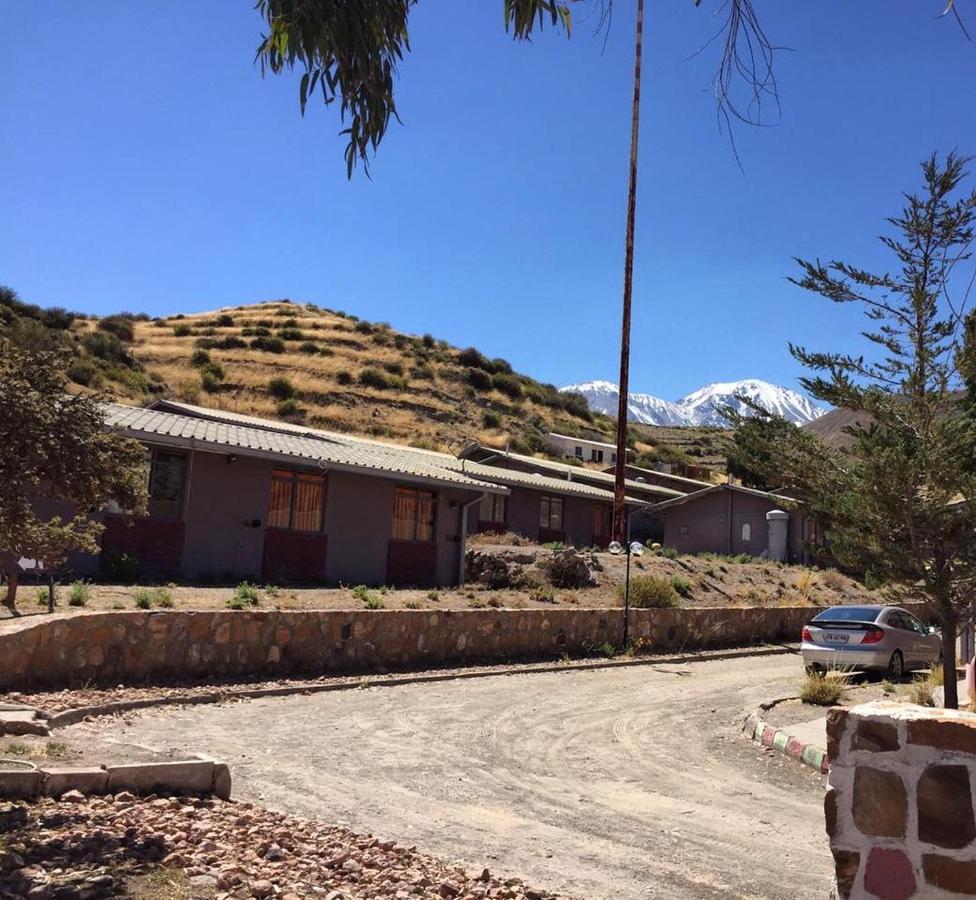 Hotel Las Vicunas Putre Esterno foto